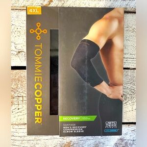 Tommie Copper Men’s Recovery Compression Elbow Sleeve - NIP